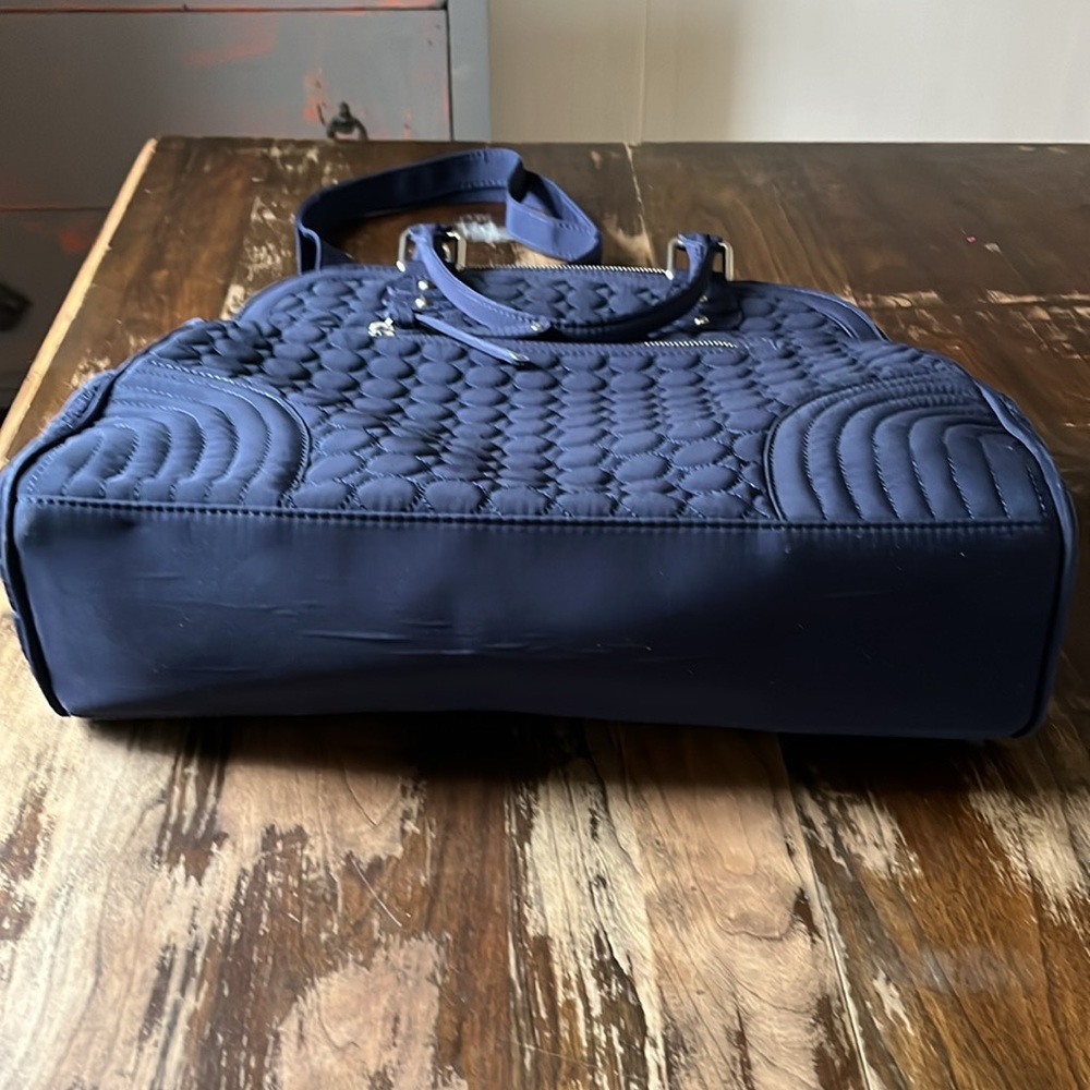 Vera Bradley Navy Quilted Bag - Picture 8 of 14